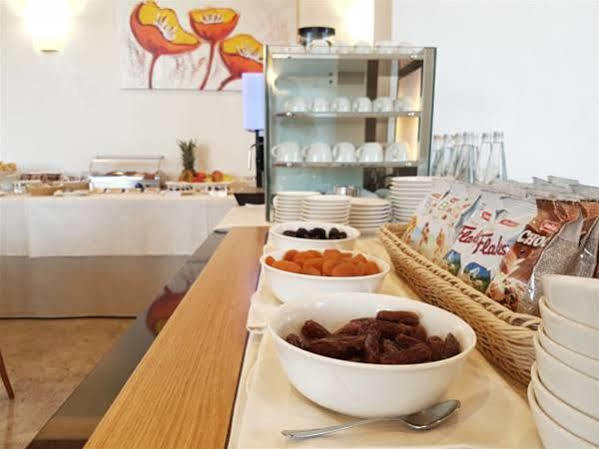 Prealpi Hotel San Vendemiano Екстериор снимка